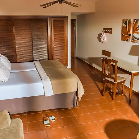 Tui Magic Life Fuerteventura 4* Esquinzo